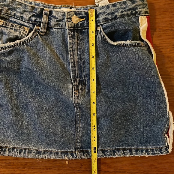 Mini Denim skirt with racer stripes - Picture 4 of 5